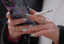 बेलायतमा चुरोटमाथि ऐतिहासिक कडाइ