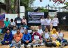 प्रेस तथा अभिव्यक्ति स्वतन्त्रताकाे माग गर्दै धादिङमा पत्रकारहरूको धर्ना