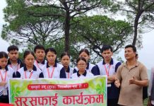 सल्लाघारीमा विद्यार्थीहरूको अग्रसरतामा सरसफाइ कार्यक्रम