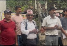 बाढी प्रभावित १४ परिवारलाई शितल छहारी नेपालको करिब दुई लाखको राहत