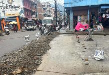 पुच्छार बजार चोकको खाल्डो ९/१० महिनापछि पुरियो, विकासको गति सुस्त भएको स्थानीयको गुनासो